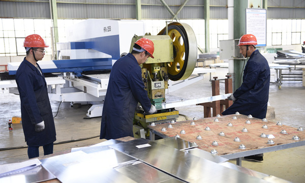 加强在新型绿色节能建材的研发与推广